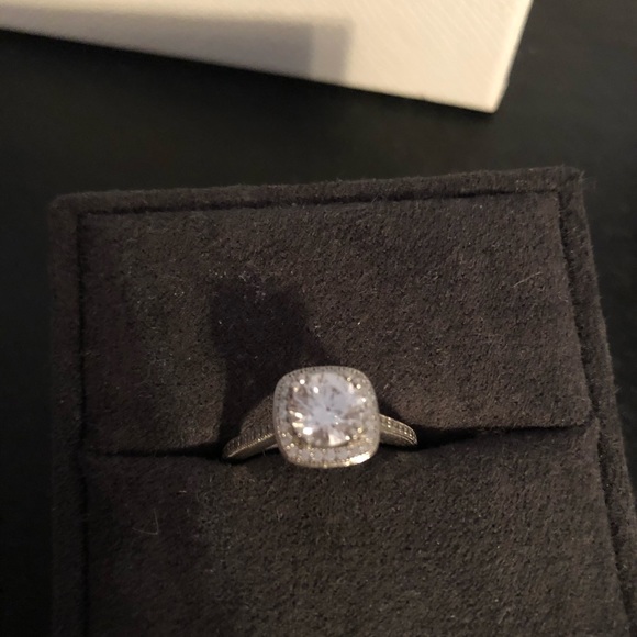 Sterling silver 925 ring with zirconias - Picture 2 of 2